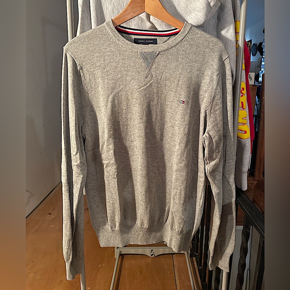 Tommy Hilfiger Dress Shirt (small)